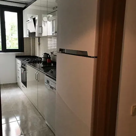 Mas Suites - Two Bedrooms Sisli , / Haneen *