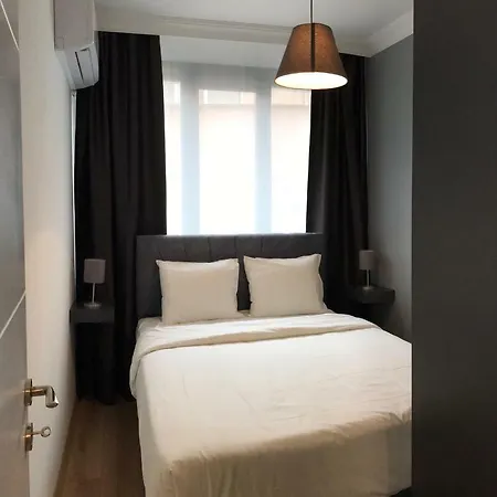 Mas Suites - Two Bedrooms Sisli , / Haneen * イスタンブール